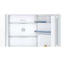 Bosch Serie 4 KIN86VFE0 Image #5
