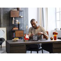 LEGO Ideas 21329 Fender Stratocaster Image #29