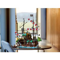 LEGO Ideas 21322 Пираты Залива Барракуды Image #22