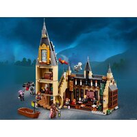 LEGO Harry Potter 75954 Большой зал Хогвартса Image #18