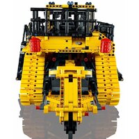 LEGO Technic 42131 Бульдозер Cat D11 на пульте управления Image #6