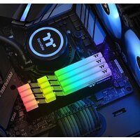 Thermaltake ToughRam RGB 2x32GB DDR4 PC4-28800 R009R432GX2-3600C18A Image #3