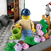 LEGO Icons 11371 Торговая улица Image #9