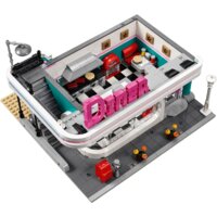 LEGO Creator 10260 Ресторанчик в центре Image #4