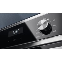 Electrolux EOC5E70X Image #4