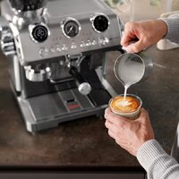 DeLonghi La Specialista Maestro with Cold Brew EC9885M Image #12