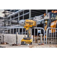 DeWalt DCF897P2T (с 2-мя АКБ, кейс) Image #8