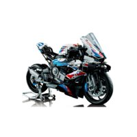 LEGO Technic 42130 BMW M 1000 RR Image #3