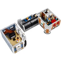 LEGO Creator 10255 Городская площадь Image #6