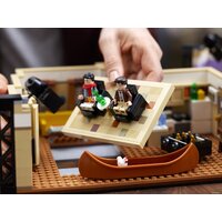 LEGO Creator 10292 Квартиры героев сериала «Друзья» Image #16