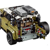 LEGO Technic 42110 Land Rover Defender Image #10